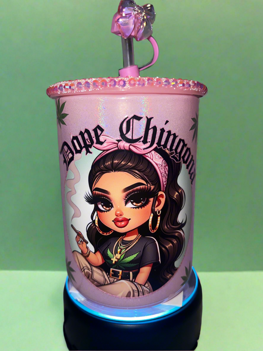 17oz pink Dope Chingona glass mug